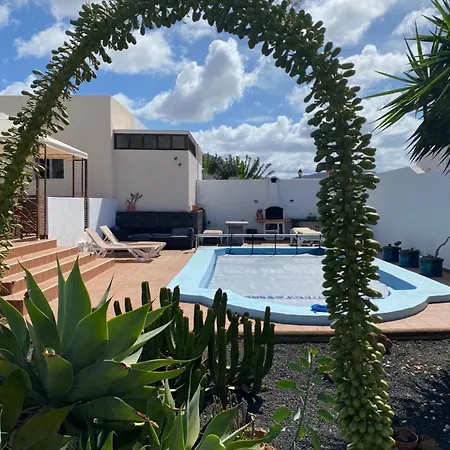 Mo Villa Playa Blanca